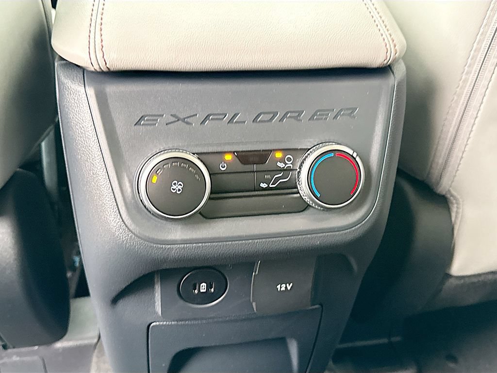 New 2026 Ford Explorer Active w/ Active Comfort Package AWD/4WD image 40