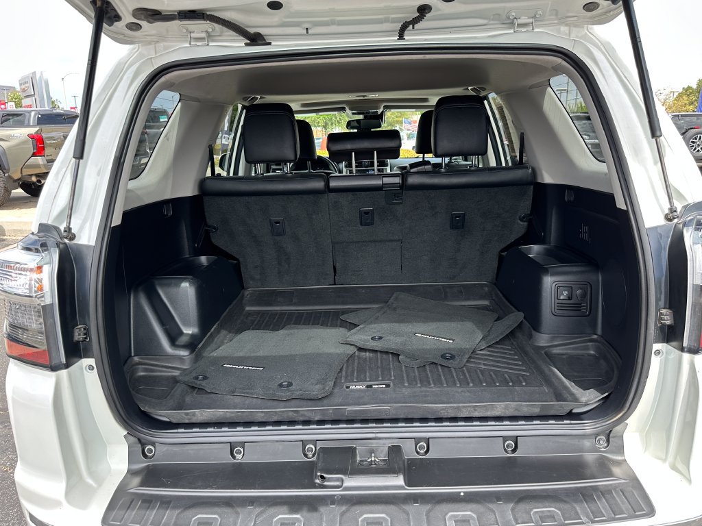 Used 2022 Toyota 4Runner Limited RWD image 23