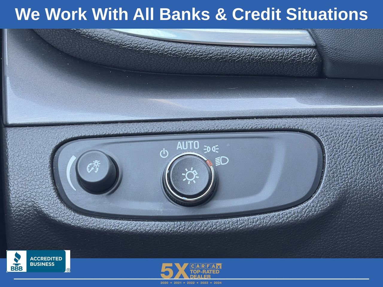 Used 2021 Buick Encore Preferred image 25