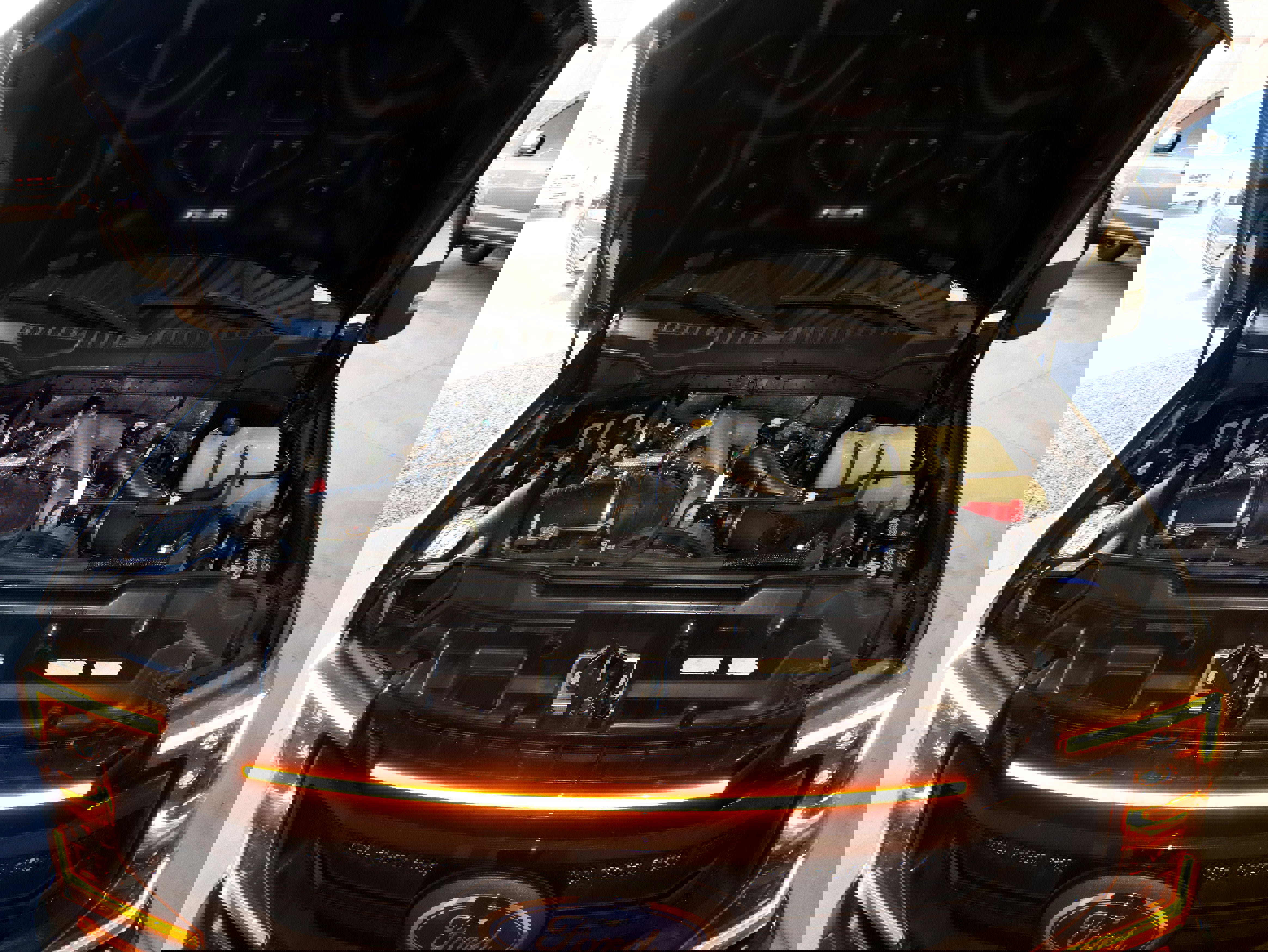 Used 2022 Ford F350 Platinum w/ Tremor Off-Road Package image 21