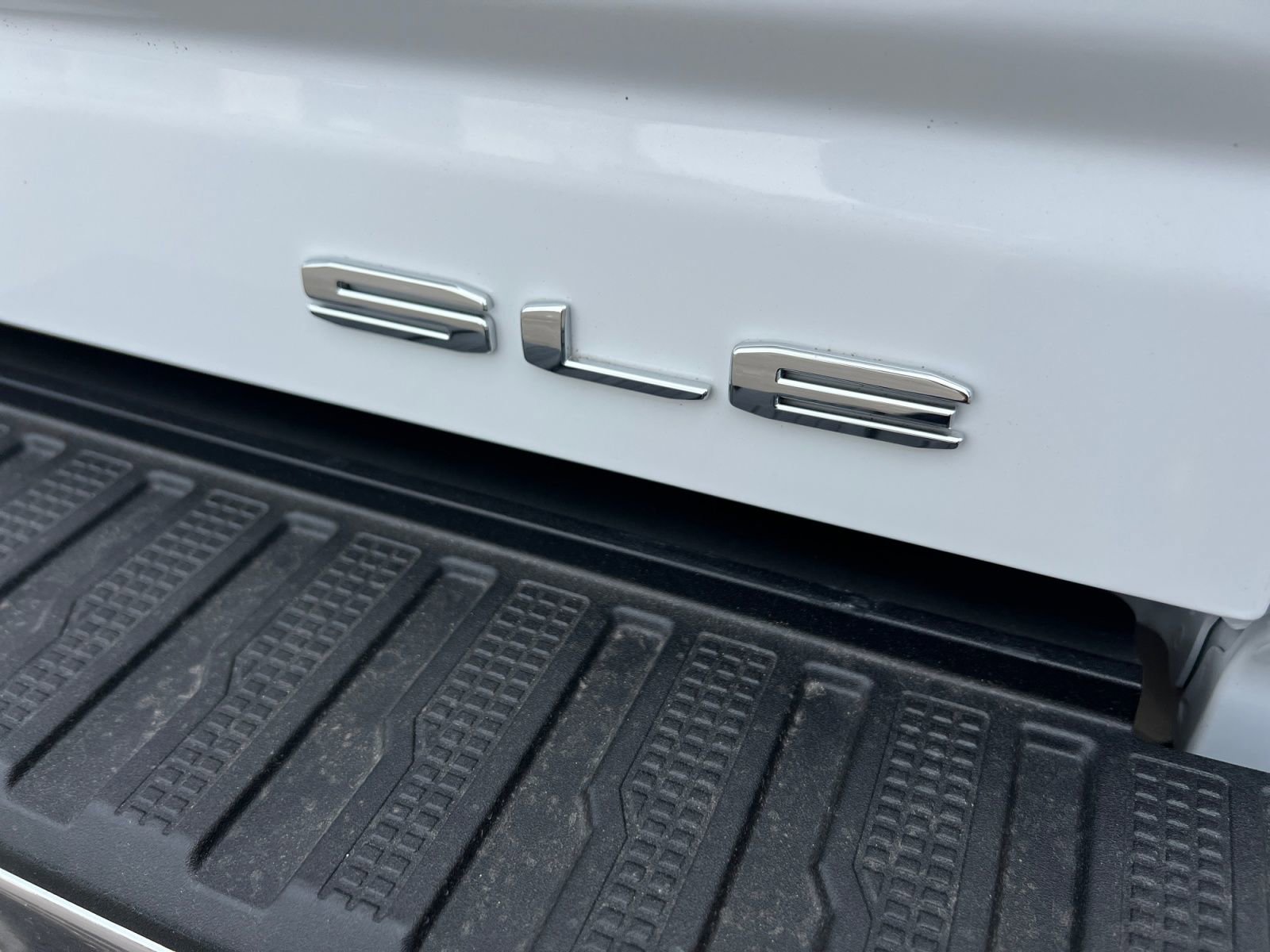 Used 2023 GMC Sierra 3500 SLE w/ SLE Convenience Package AWD/4WD image 33