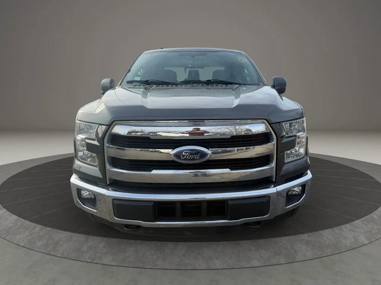 Used 2015 Ford F150 Lariat image 2