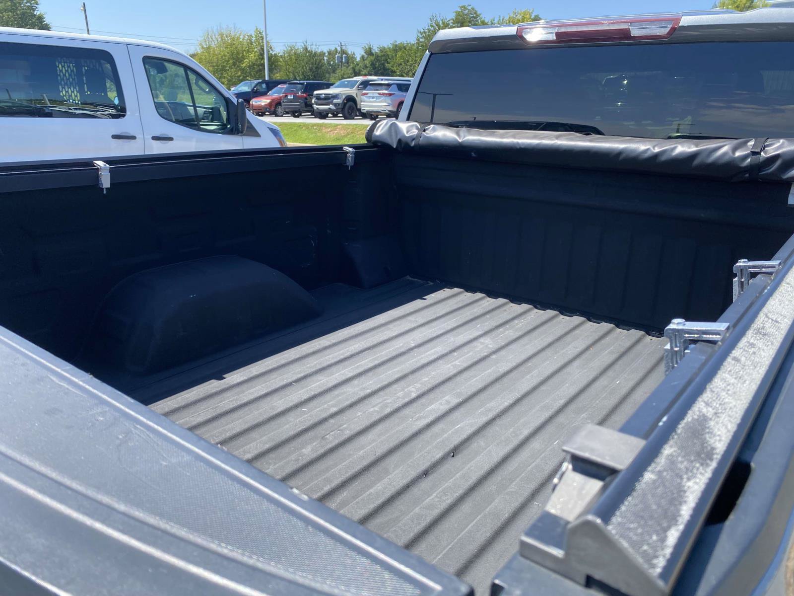 Used 2019 Chevrolet Silverado 1500 LT w/ Texas Edition RWD image 10