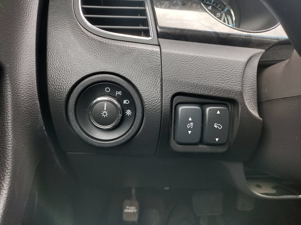 Used 2012 Ford Taurus Limited AWD/4WD image 23