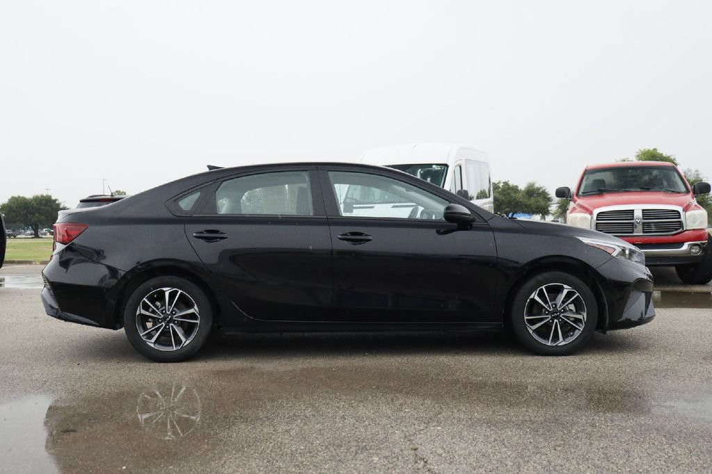 Used 2024 Kia Forte LXS FWD image 29