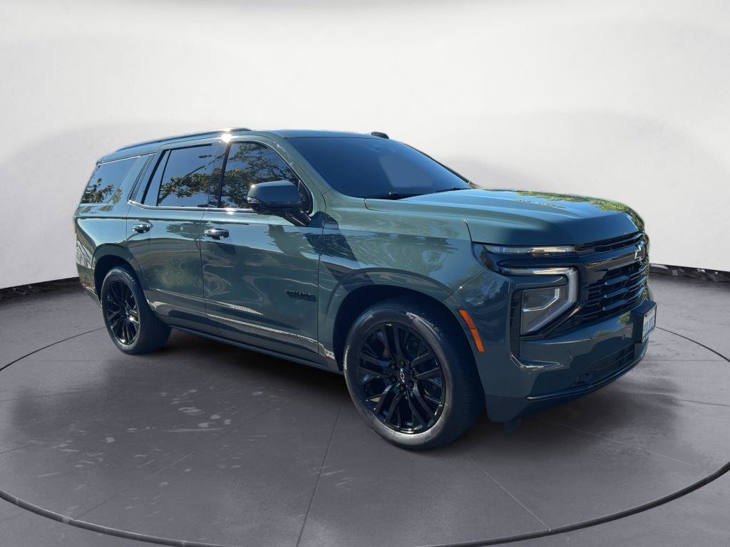 Used 2025 Chevrolet Tahoe RST w/ RST Capability Package AWD/4WD image 3