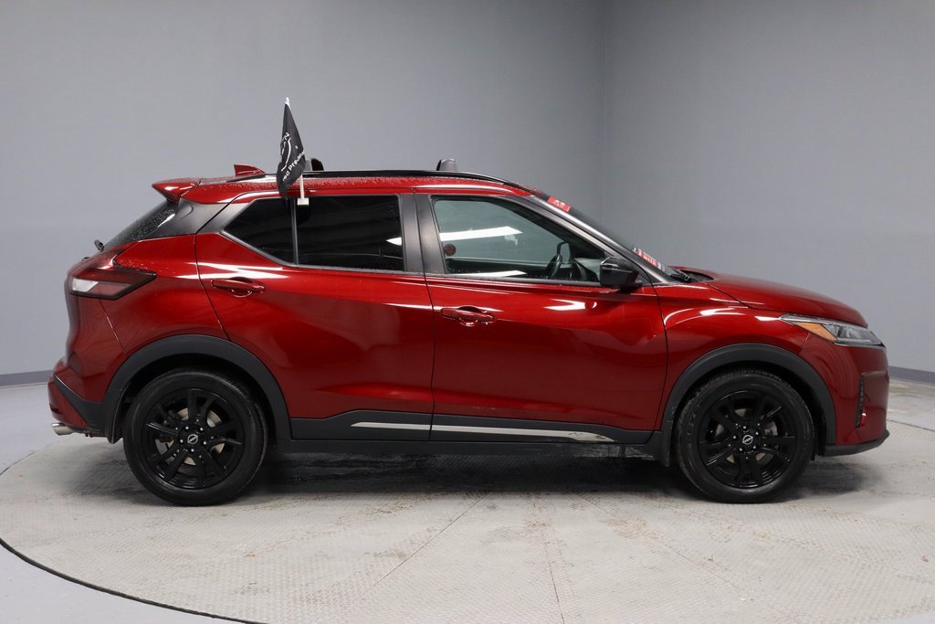 Certified 2023 Nissan Kicks SR w/ SR Premium Package image 7