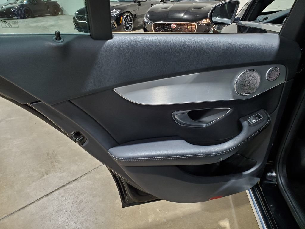 Used 2018 Mercedes-Benz C 300 Sedan image 26
