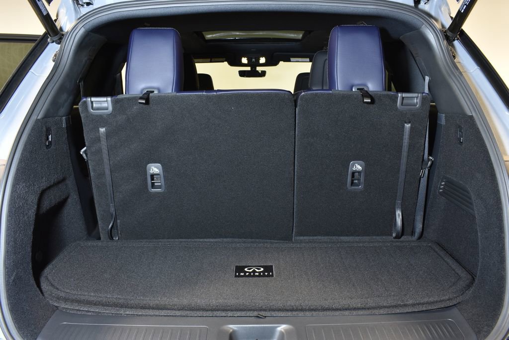 New 2026 INFINITI QX60 Sport w/ Dark Cargo Package image 32