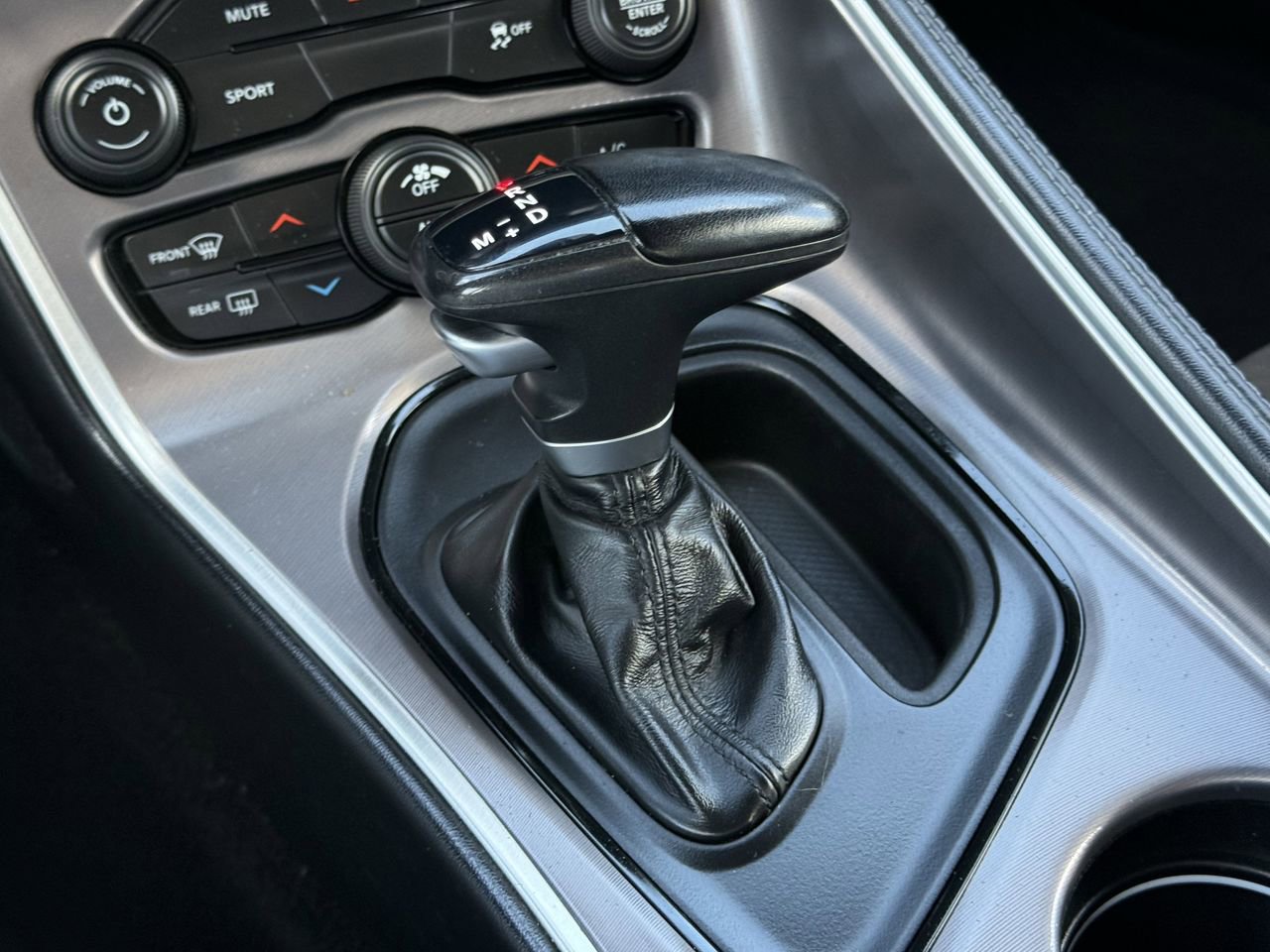 Used 2021 Dodge Challenger SXT w/ Blacktop Package image 19