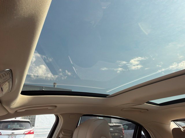 Used 2018 Mercedes-Benz S 560 4MATIC Sedan image 22