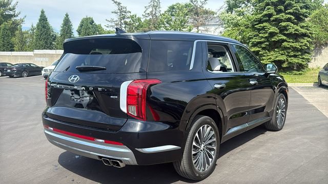 Used 2024 Hyundai Palisade AWD image 4