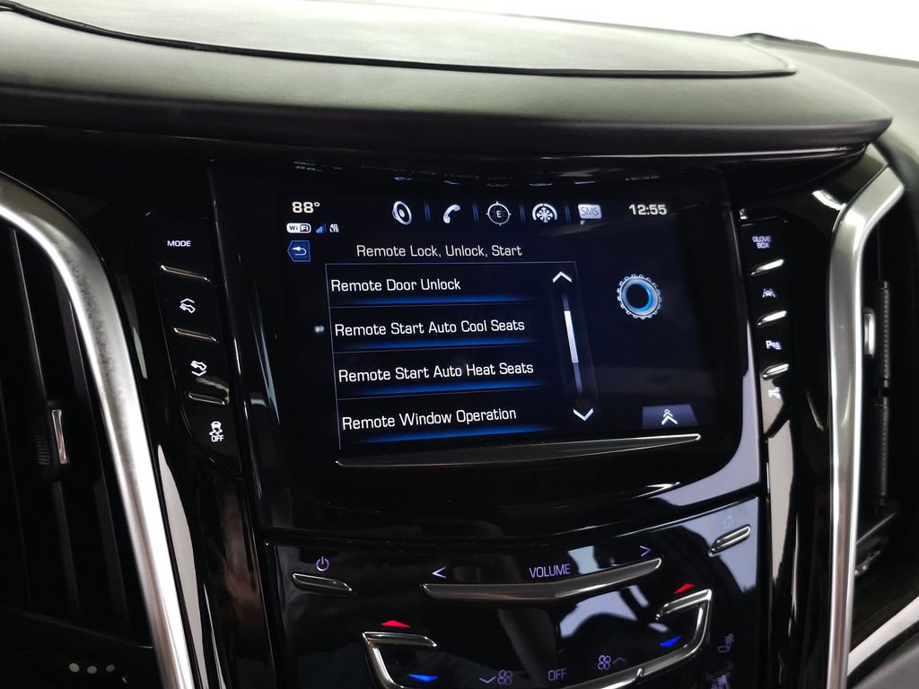 Used 2020 Cadillac Escalade Platinum w/ Escalade Sport Edition AWD/4WD image 31