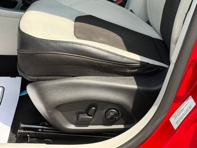 Used 2017 Jeep Compass Latitude w/ Popular Equipment Group image 15