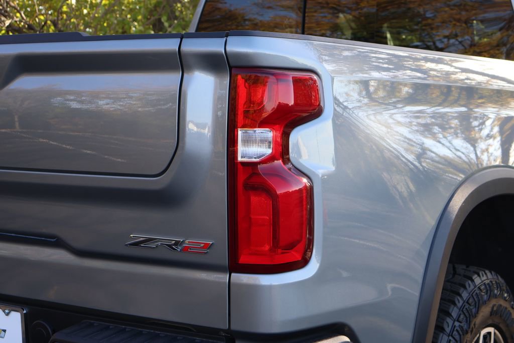 Certified 2024 Chevrolet Silverado 1500 ZR2 image 10
