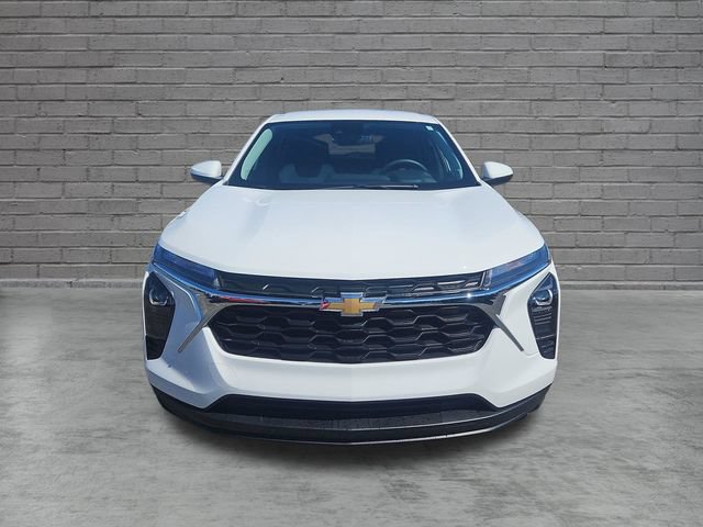 Used 2024 Chevrolet Trax LS w/ LS Convenience Package FWD image 9