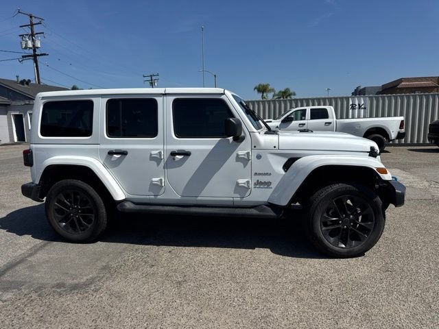 Used 2024 Jeep Wrangler Unlimited Sahara AWD/4WD image 4