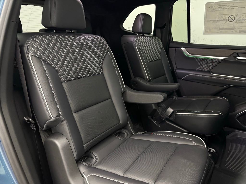 New 2026 GMC Acadia Denali w/ Super Cruise Package image 43