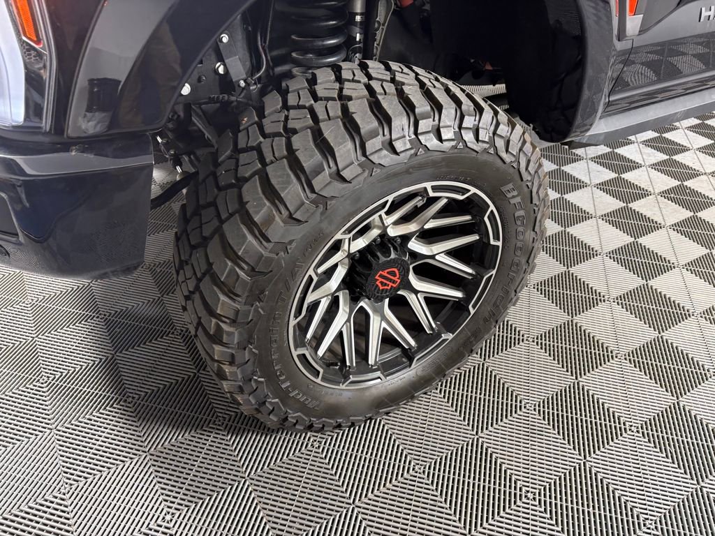 Used 2026 Ford F250 Lariat w/ Black Appearance Package image 10