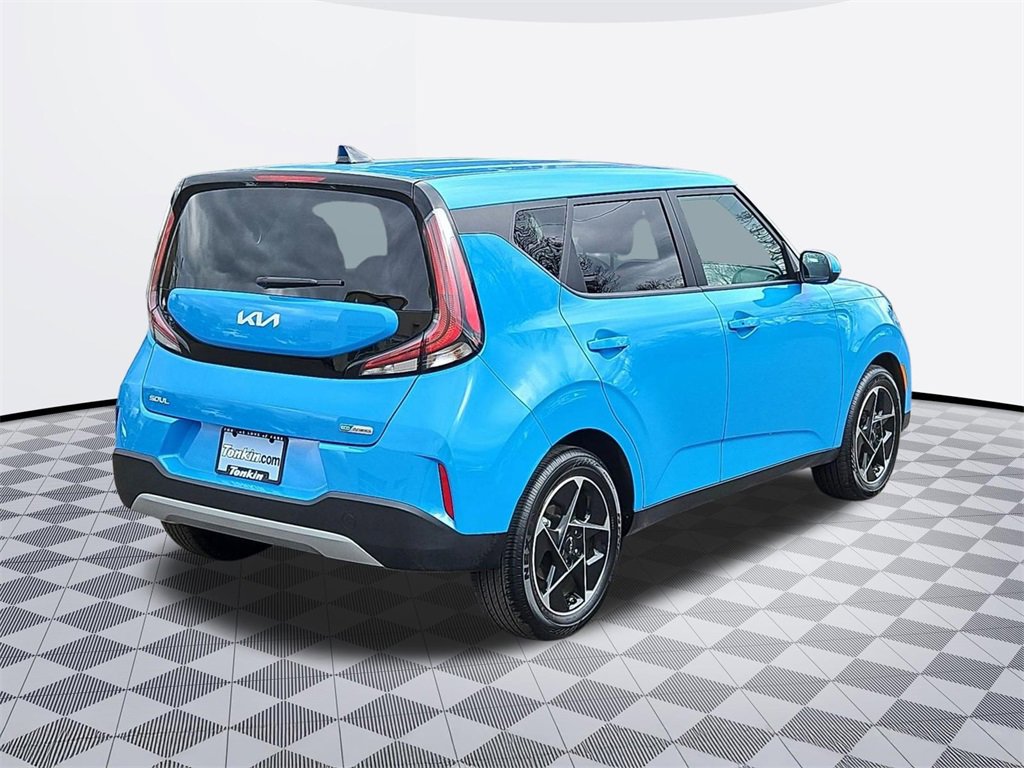 Used 2025 Kia Soul EX image 6