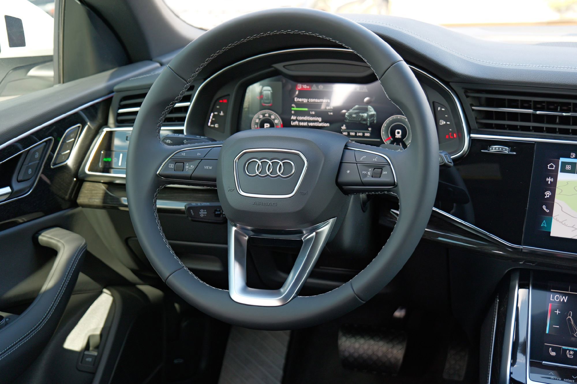 New 2025 Audi Q8 Premium Plus image 38