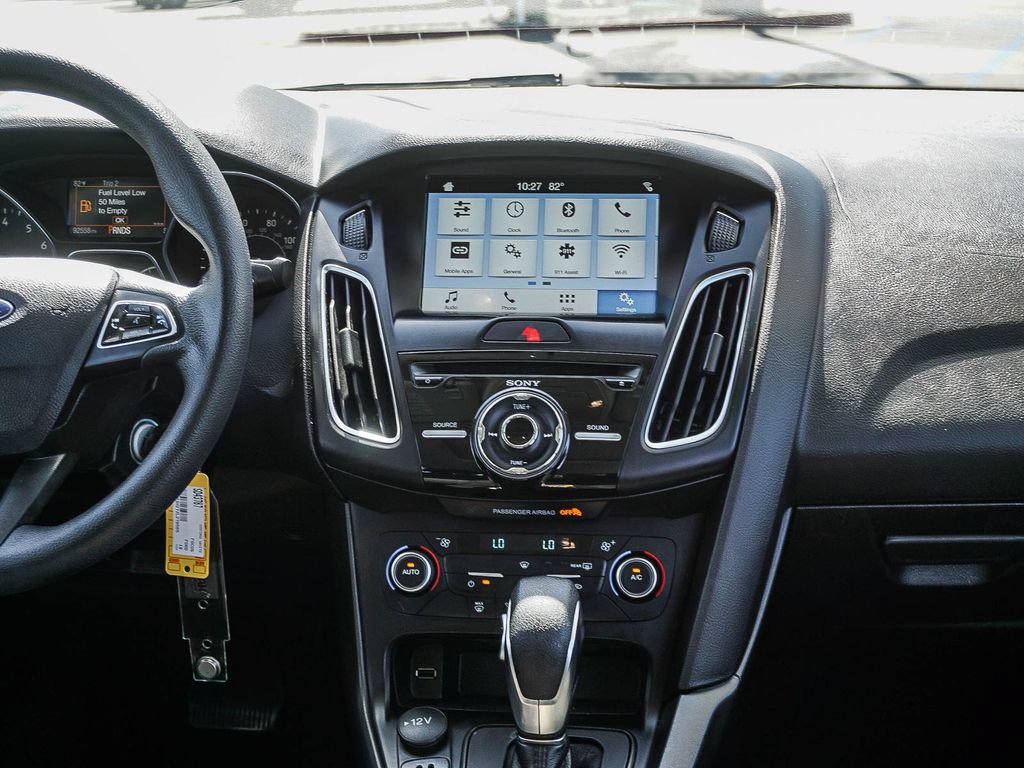 Used 2018 Ford Focus SEL FWD image 16