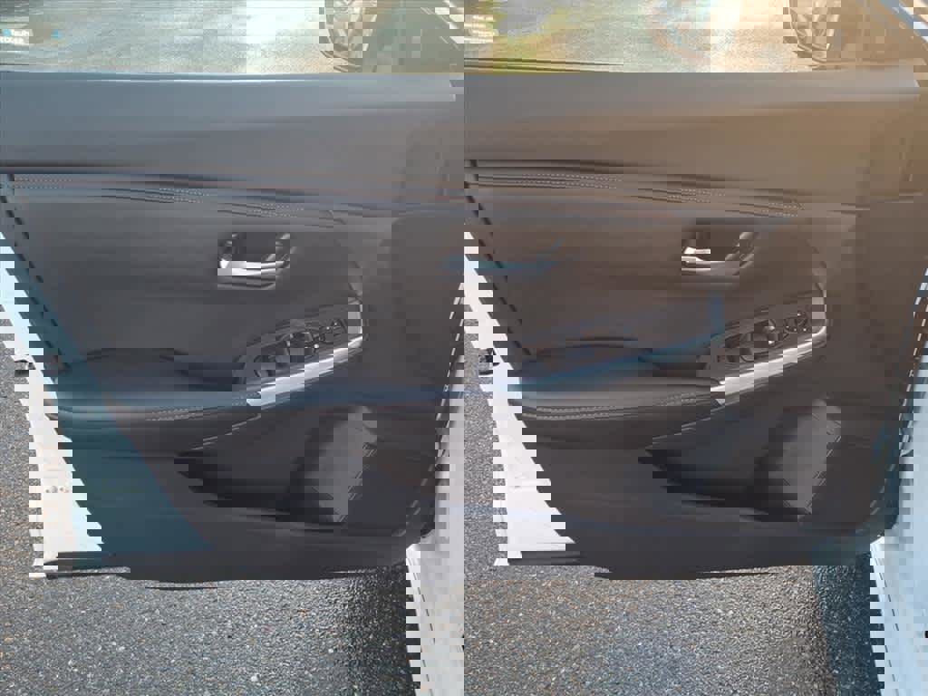 Certified 2021 Nissan Sentra SR image 13