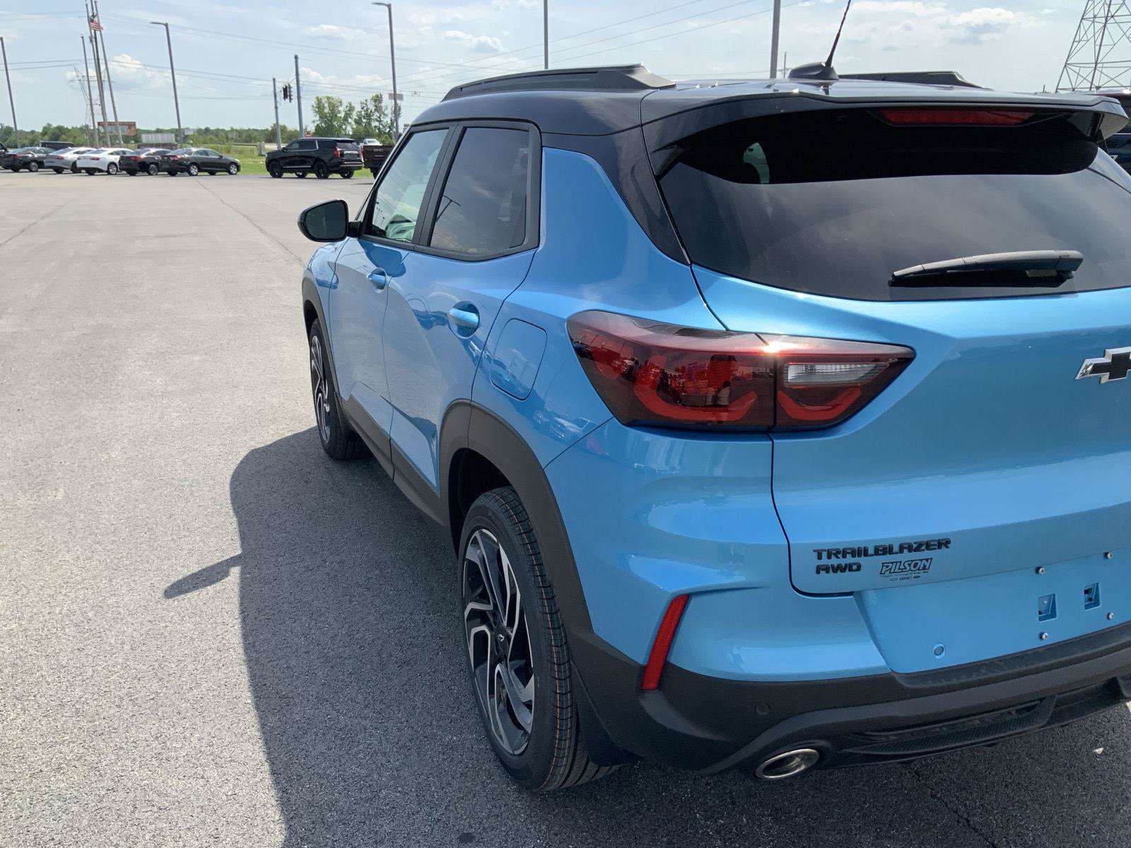 New 2026 Chevrolet TrailBlazer RS w/ Convenience Package AWD/4WD image 17