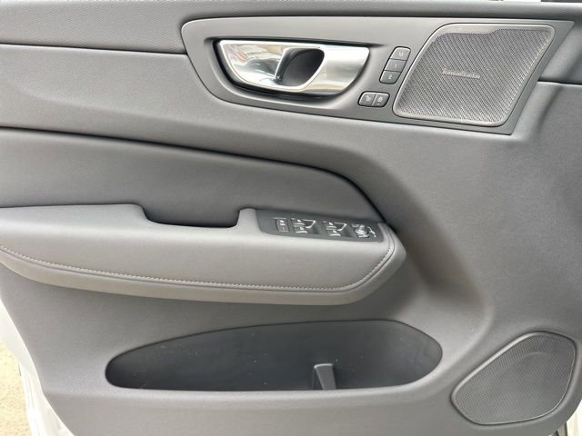 New 2026 Volvo XC60 B5 Plus w/ Climate Package image 12