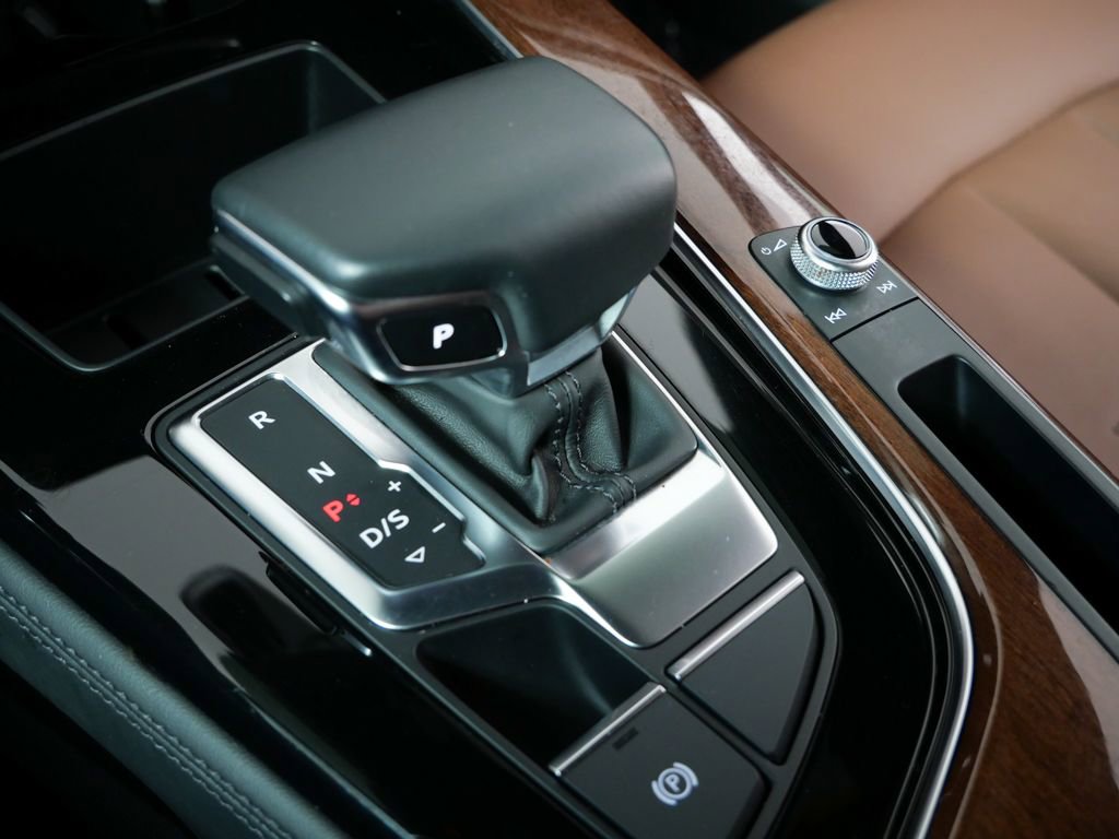 Used 2022 Audi A4 2.0T Premium Plus image 14