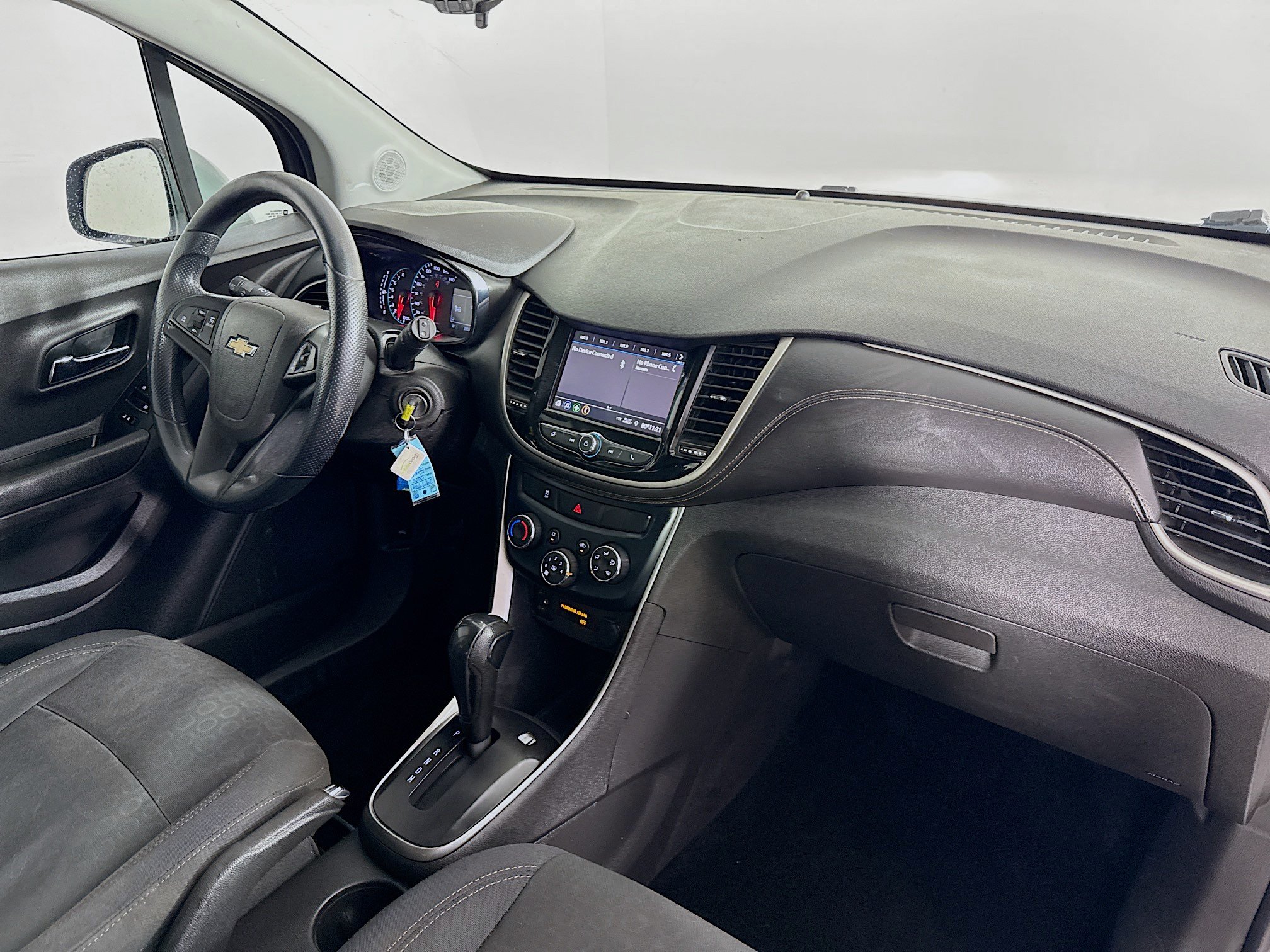 Used 2020 Chevrolet Trax LS w/ Tint and Cruise Package FWD image 34