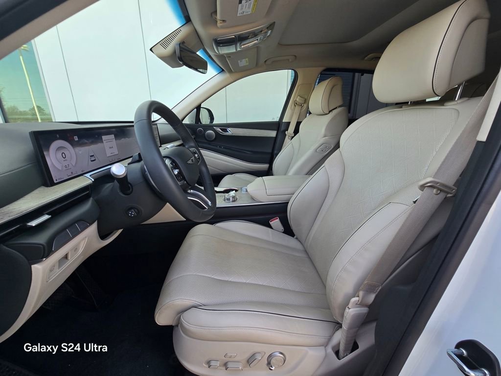 Used 2025 Genesis GV80 2.5T Prestige image 10