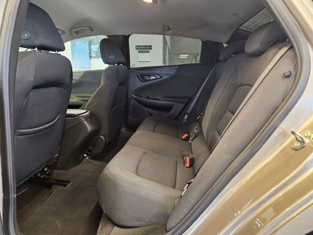 Used 2022 Chevrolet Malibu RS FWD image 26