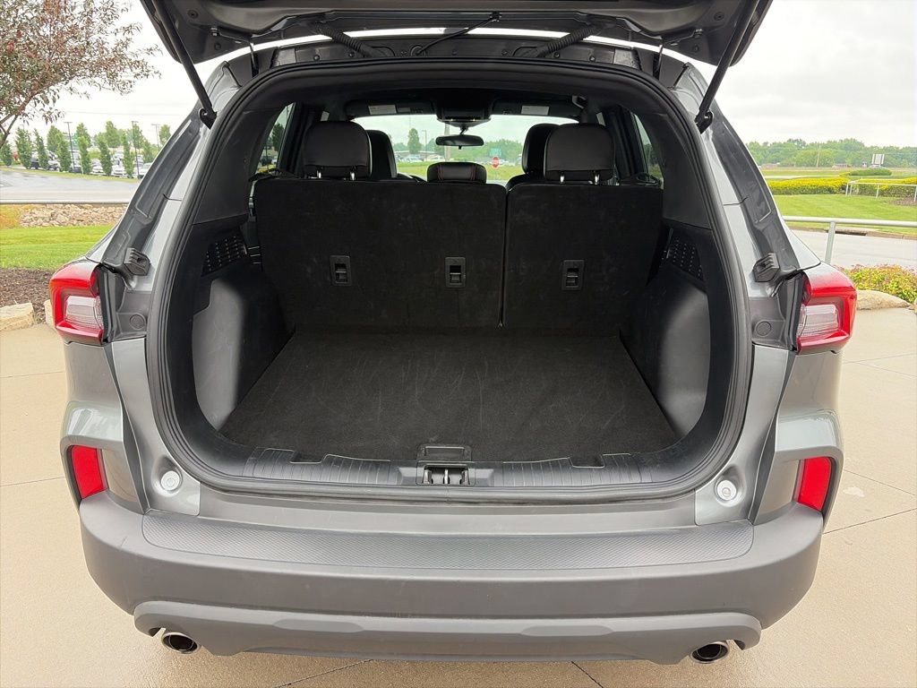 Used 2025 Ford Escape ST-Line FWD image 53