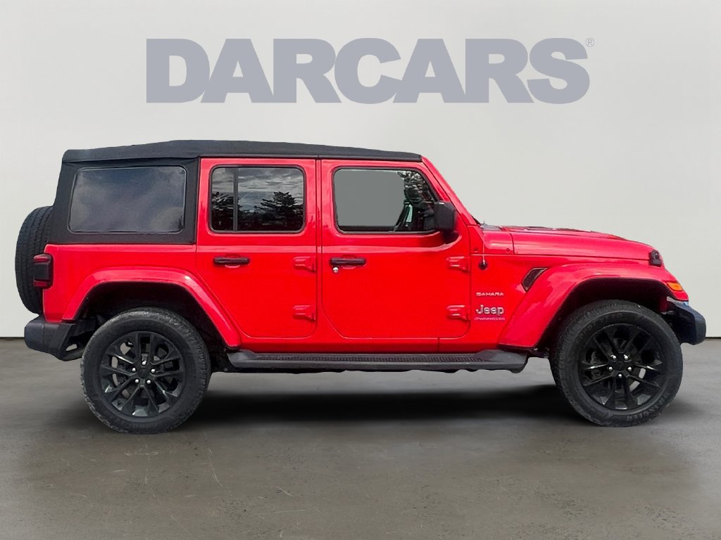 Used 2023 Jeep Wrangler Unlimited Sahara w/ Cold Weather Group AWD/4WD image 8