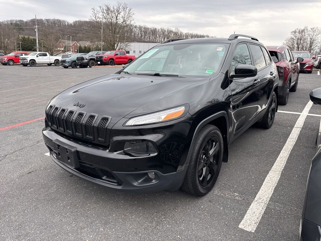 Used 2018 Jeep Cherokee Latitude w/ Altitude Package image 2