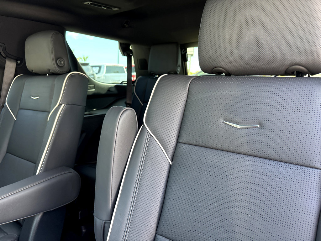 New 2026 Cadillac Escalade Sport w/ Touring Package AWD/4WD image 20