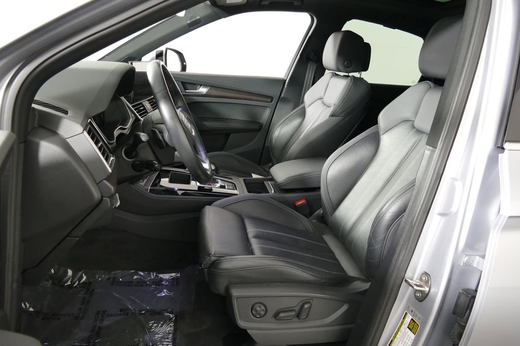 Used 2021 Audi Q5 2.0T Premium Plus w/ Premium Plus Package AWD/4WD image 22