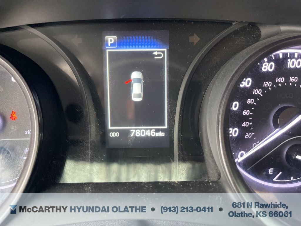 Used 2022 Toyota Camry SE image 8