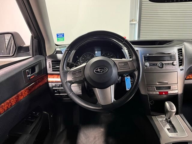 Used 2011 Subaru Outback 2.5i Limited image 21