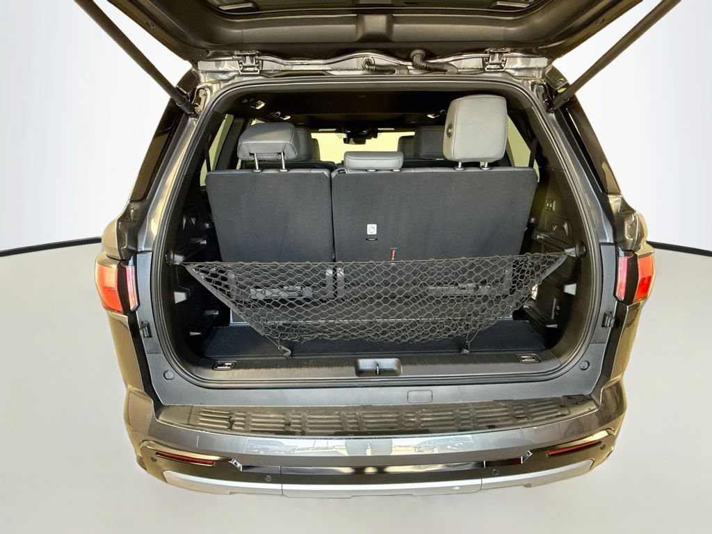 Used 2026 Toyota Sequoia Capstone AWD/4WD image 27
