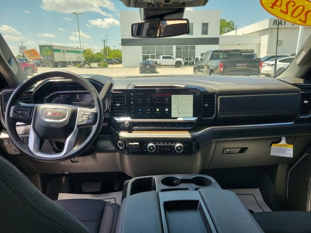 Used 2024 GMC Sierra 2500 SLE w/ SLE Value Package; AWD/4WD image 12