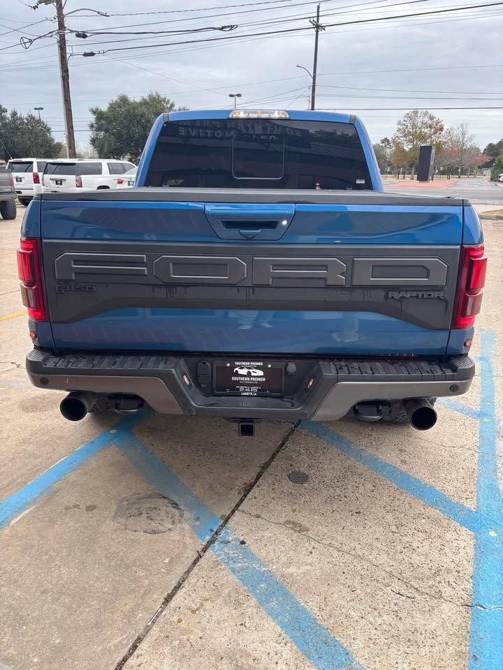 Used 2019 Ford F150 Raptor w/ Equipment Group 802A Luxury image 6