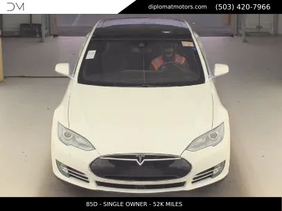 Used 2015 Tesla Model S 85D AWD/4WD image 2