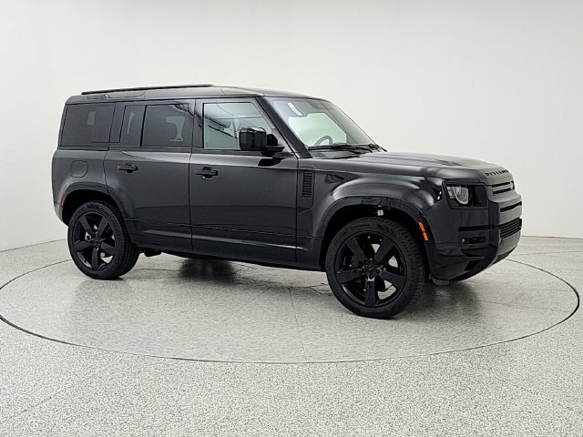 New 2026 Land Rover Defender 110 X-Dynamic SE AWD/4WD image 3