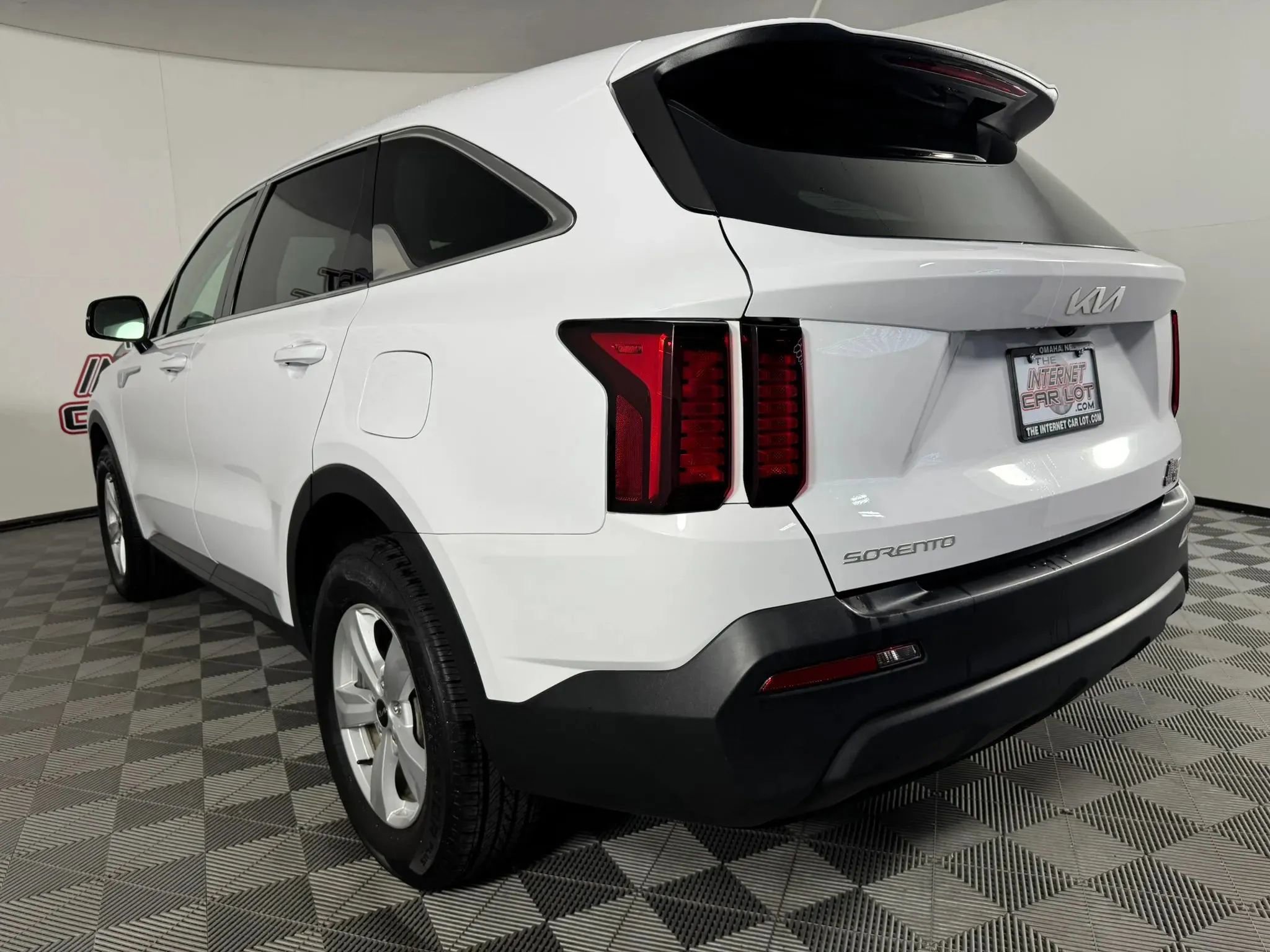 Used 2023 Kia Sorento LX AWD/4WD image 25