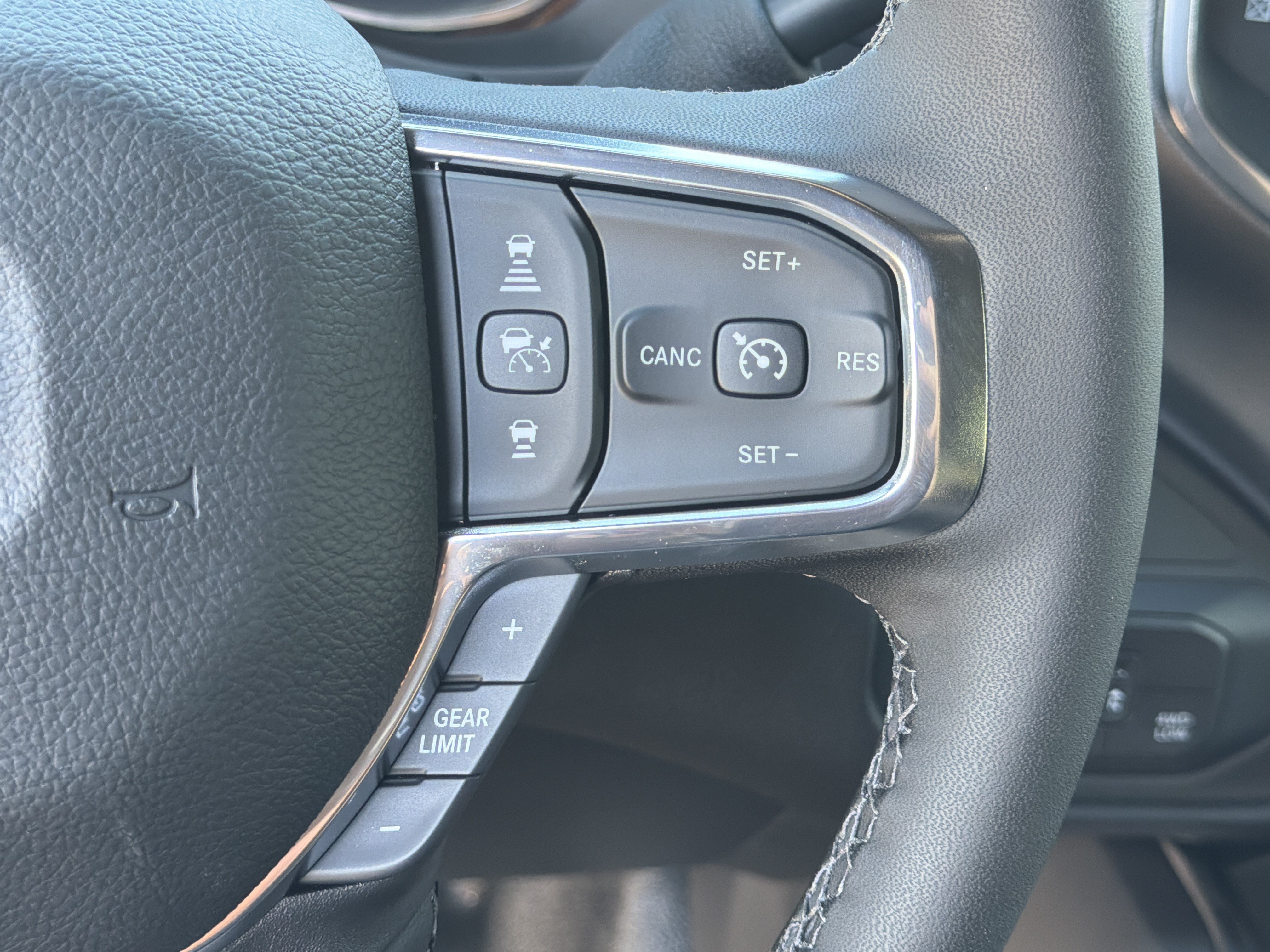 New 2027 RAM 5500 4x4 Crew Cab image 25