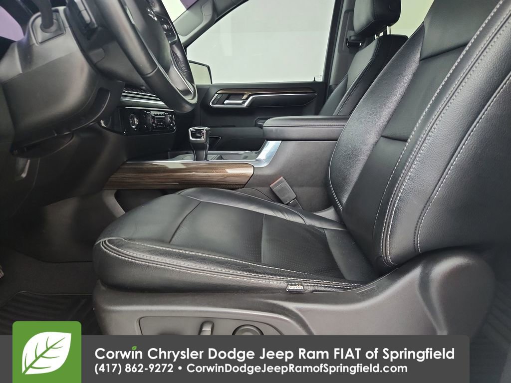 Used 2024 Chevrolet Silverado 1500 RST AWD/4WD image 19