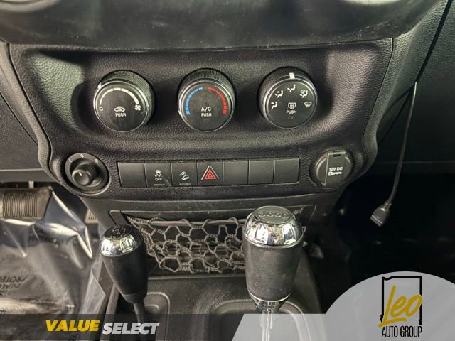 Used 2016 Jeep Wrangler Unlimited Sport image 13