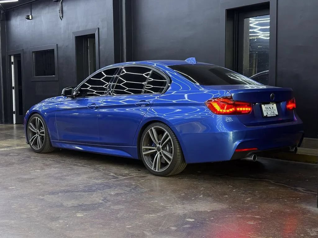 Used 2017 BMW 340i Sedan w/ Technology Package RWD image 13